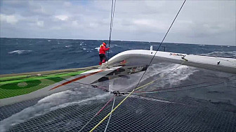 SODEBO ULTIM 3 met fin à sa tentative de TROPHÉE JULES VERNE suite à une avarie de safran