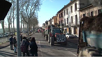 Début de la Manifestation d'Agriculteurs d'Occitanie à Montauban le 24 janvier 2018 @FNSEA @Prefet_82 @Occitanie